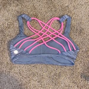 Lululemon sports bra